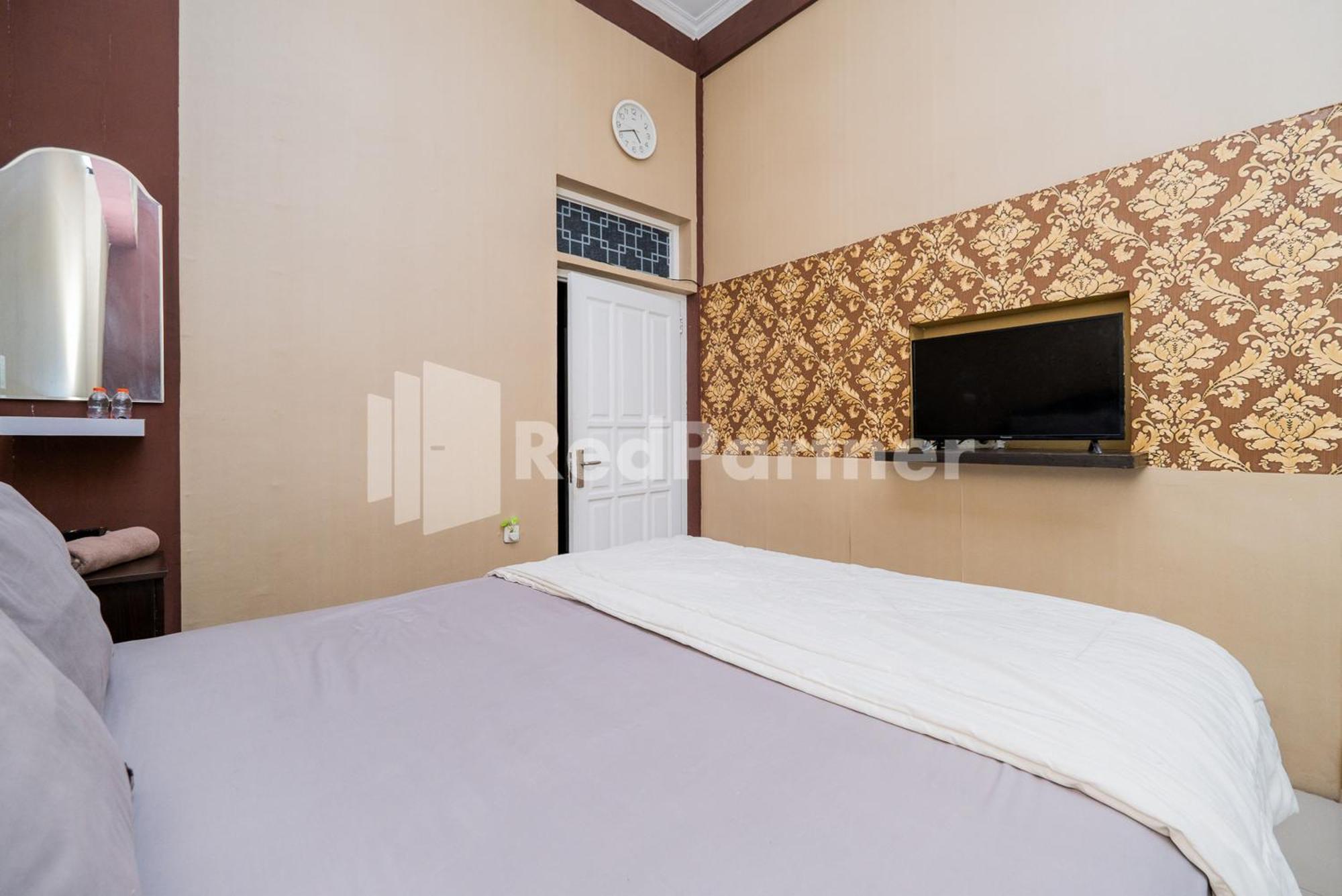 Omah Kalimosodo Mitra Reddoorz Near Stasiun Malang Kota Baru Hotel Exterior photo