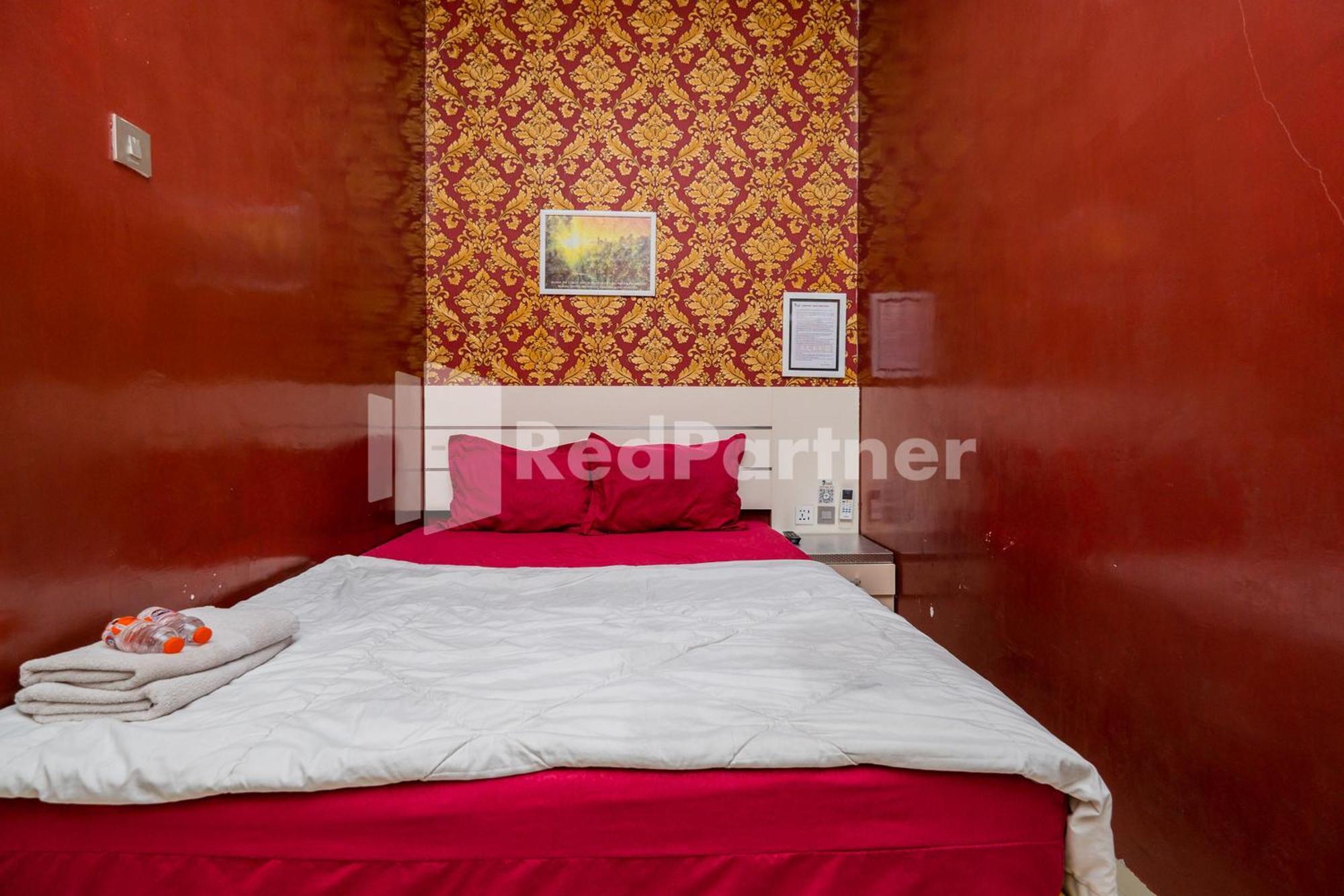 Omah Kalimosodo Mitra Reddoorz Near Stasiun Malang Kota Baru Hotel Exterior photo